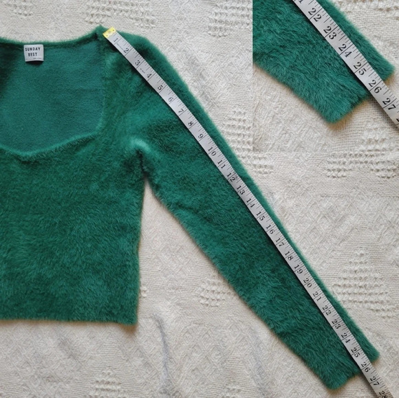 Aritzia Sunday Best Reese Fuzzy Green Cropped Cardigan - Picture 9 of 11